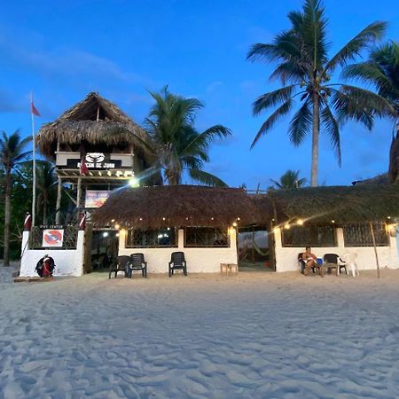 Hostal Punta Cangrejo San Onofre المظهر الخارجي الصورة