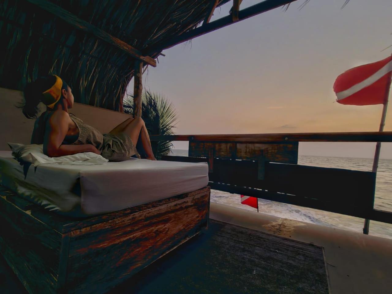 Hostal Punta Cangrejo San Onofre المظهر الخارجي الصورة