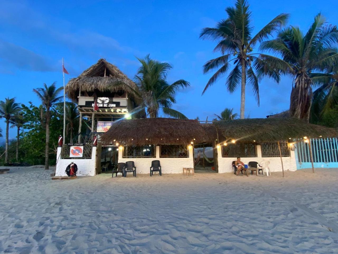 Hostal Punta Cangrejo San Onofre المظهر الخارجي الصورة